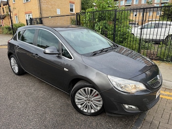 Used Vauxhall Astra 2011 for sale - 75651847: Photo