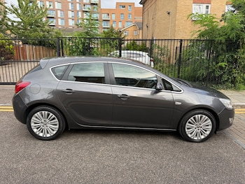 Used Vauxhall Astra 2011 for sale - 75651847: Photo