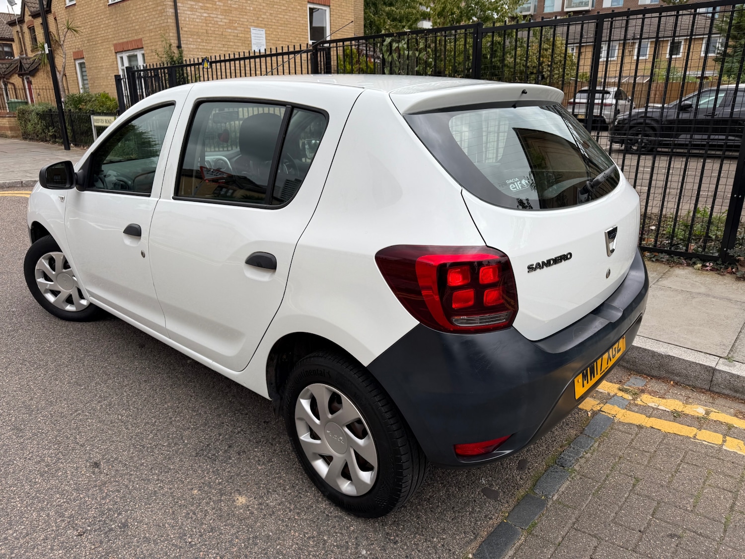 Used Dacia Sandero 2017 for sale - 76165399: Photo 12
