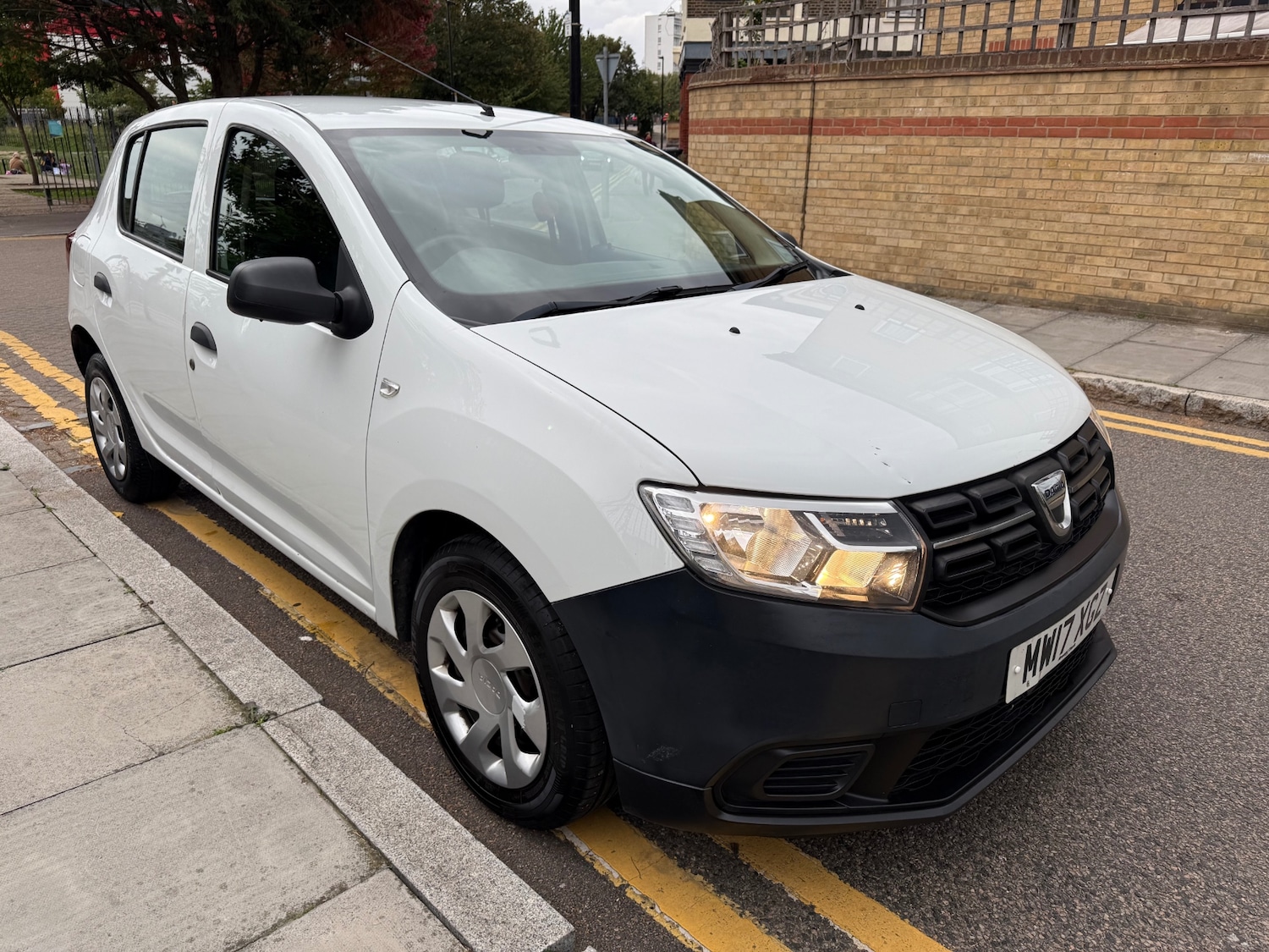 Used Dacia Sandero 2017 for sale - 76165399: Photo 15