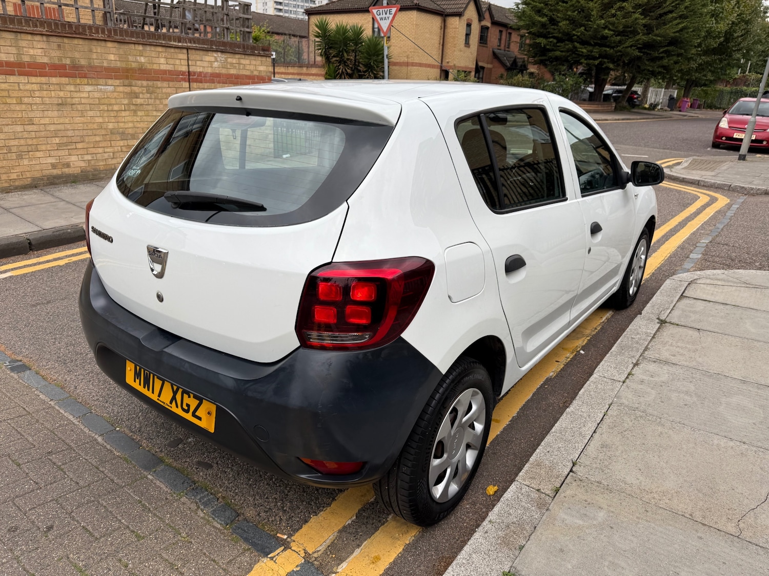 Used Dacia Sandero 2017 for sale - 76165399: Photo 16