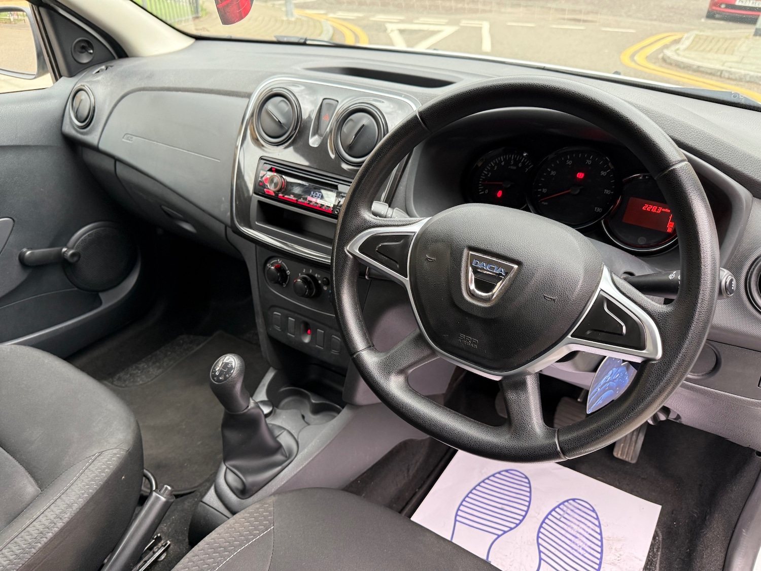 Used Dacia Sandero 2017 for sale - 76165399: Photo 21