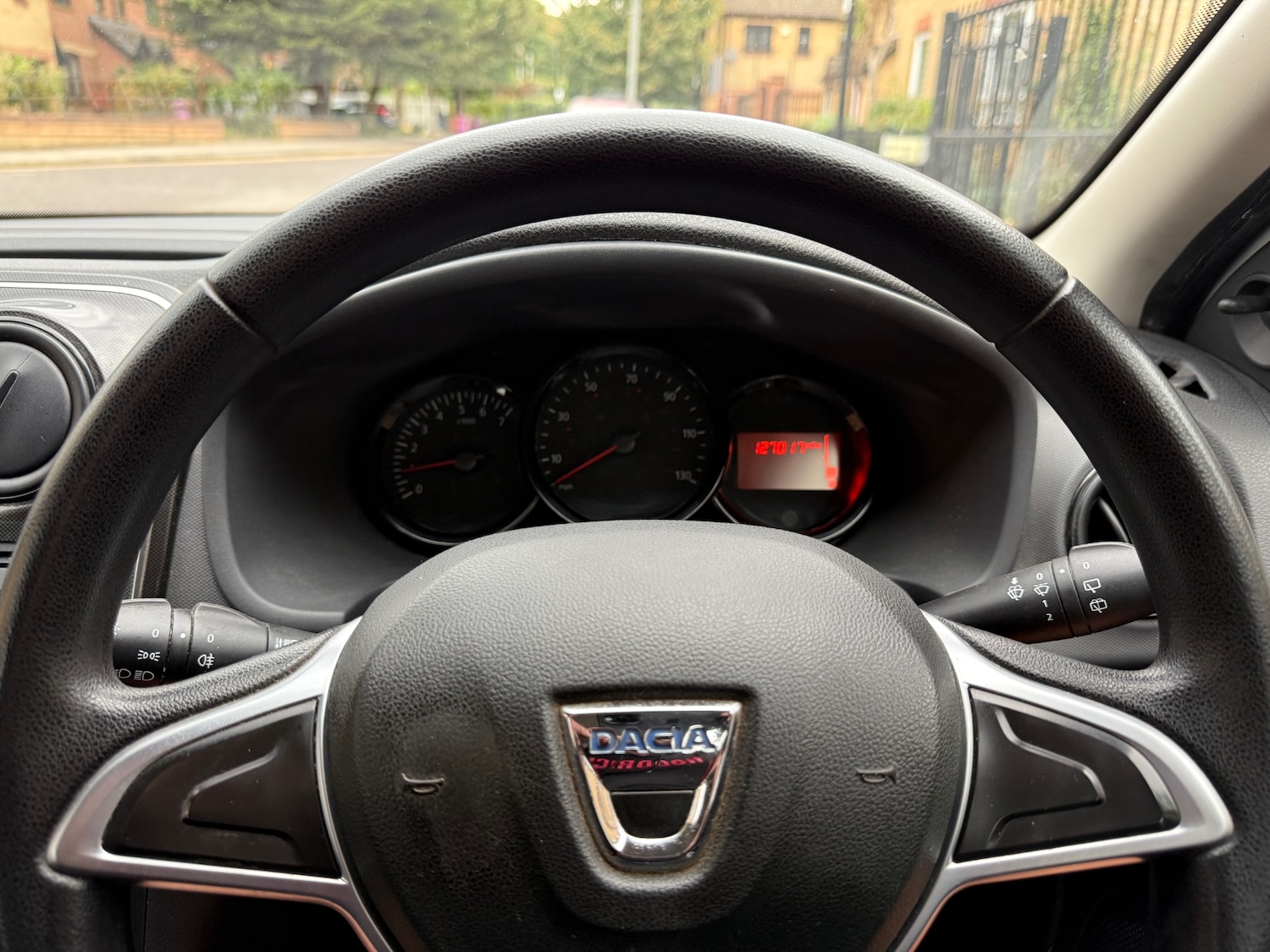Used Dacia Sandero 2017 for sale - 76165399: Photo 22