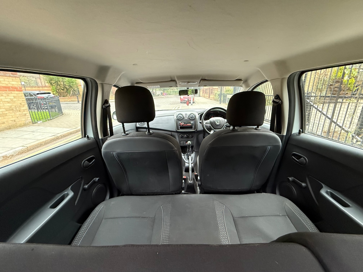 Used Dacia Sandero 2017 for sale - 76165399: Photo 27