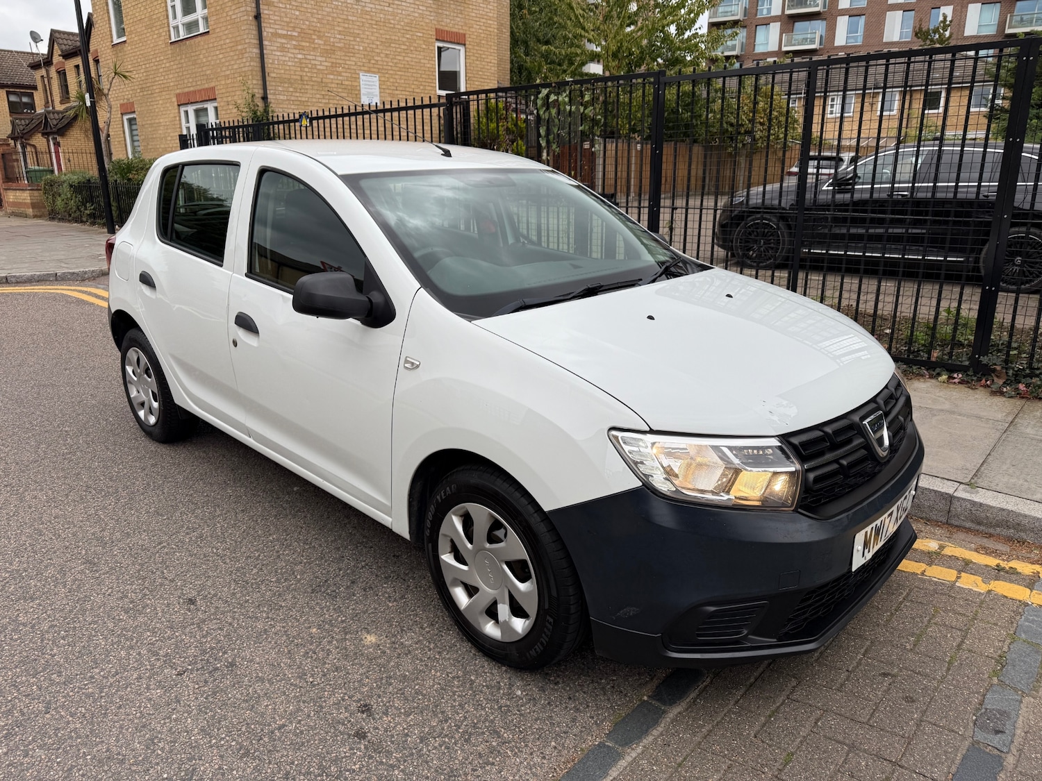Used Dacia Sandero 2017 for sale - 76165399: Photo 9