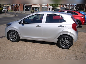 Used Kia Picanto 2024 for sale - 78366375: Photo