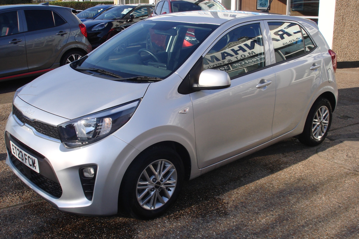 Used Kia Picanto 2023 for sale - 77997384: Photo 2