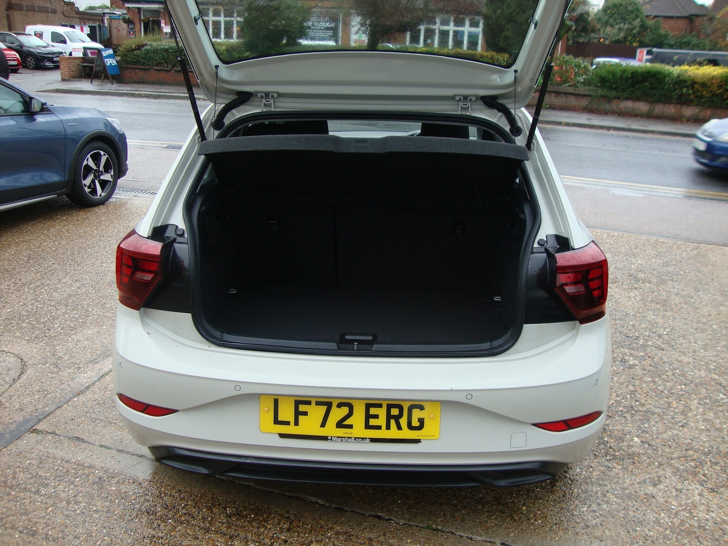 Used Volkswagen Polo 2023 for sale - 76578256: Photo 6