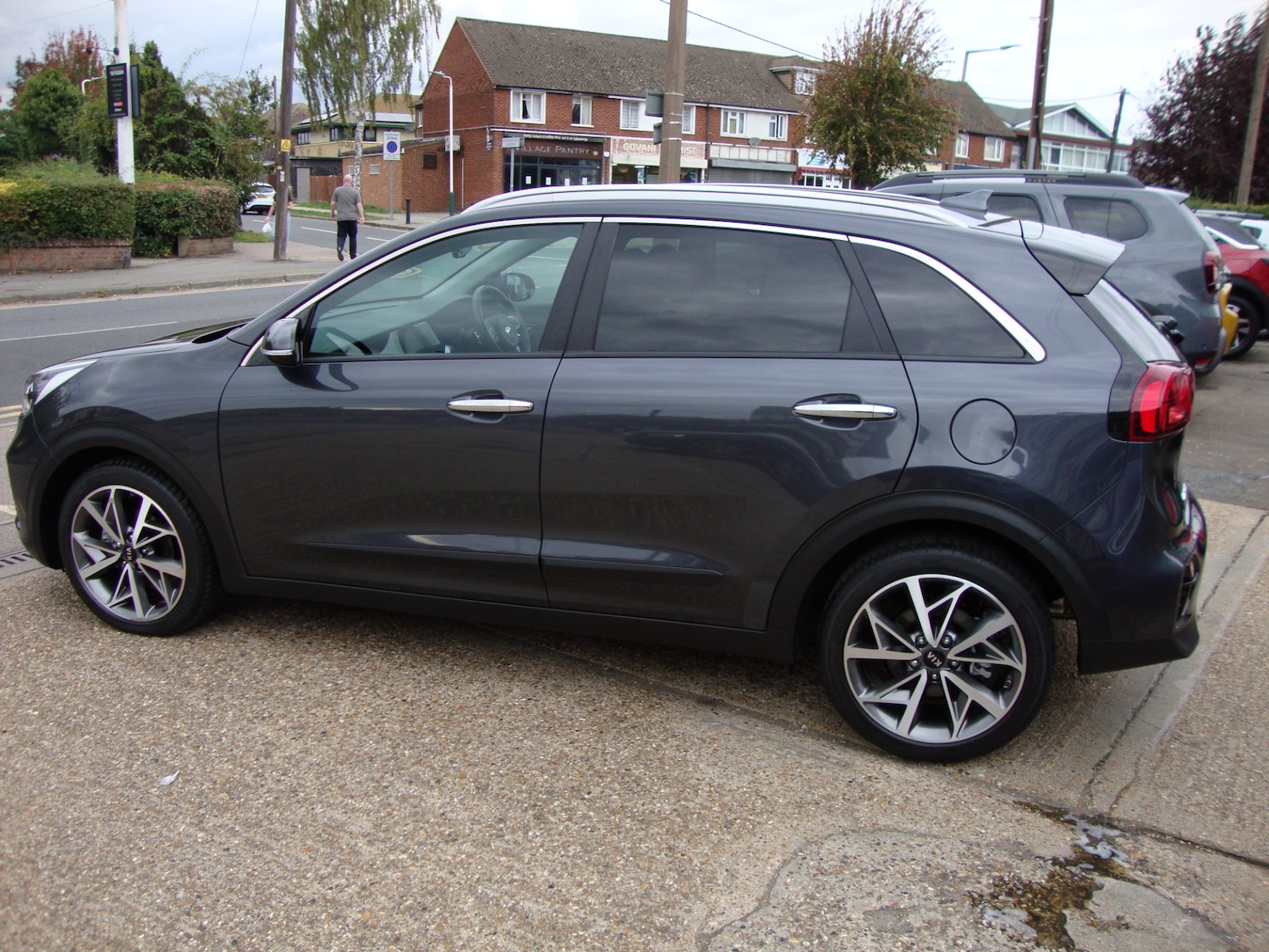 Used Kia Niro 2021 for sale - 76089359: Photo 3