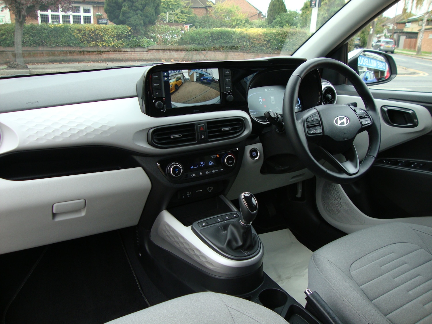 Used Hyundai i10 2024 for sale - 76340441: Photo 12