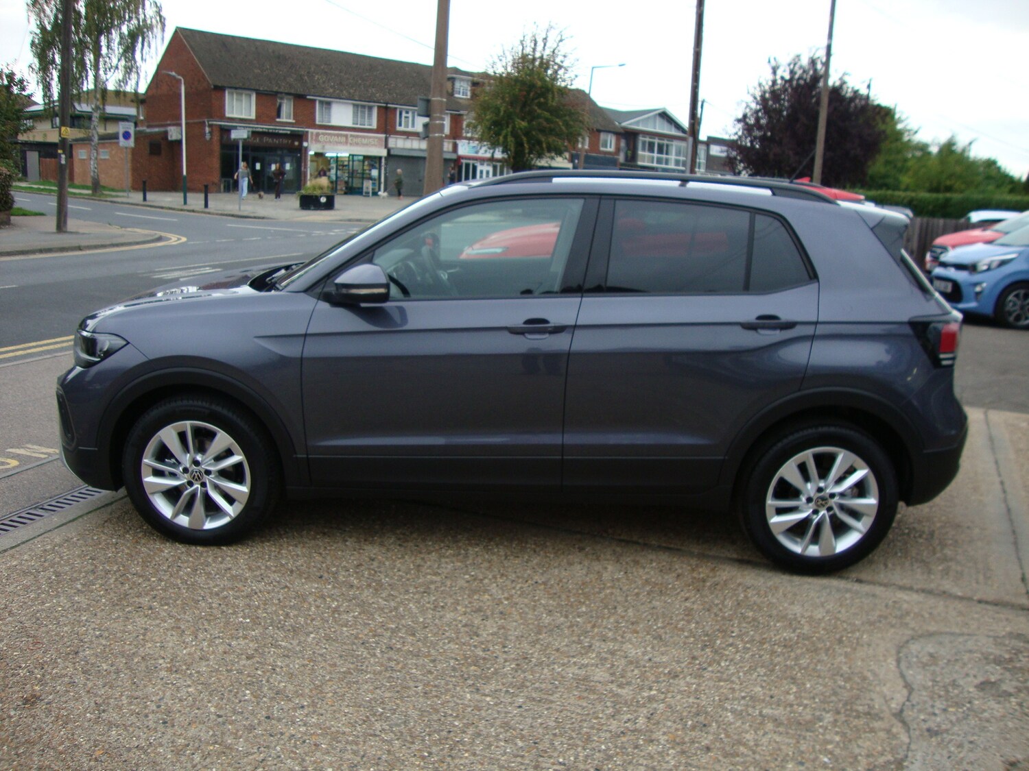 Used Volkswagen T-Cross 2025 for sale - 75997201: Photo 3