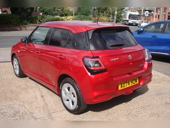 Used Suzuki Swift 2024 for sale - 79044983: Photo