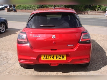 Used Suzuki Swift 2024 for sale - 79044983: Photo