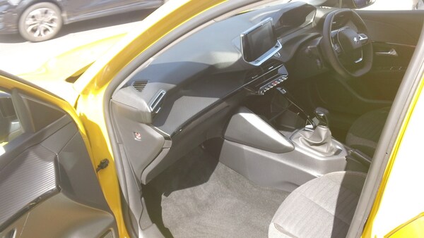 Used Peugeot 208 2022 for sale - 75105679: Photo 15