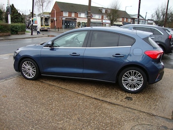Used Ford Focus 2021 for sale - 77183279: Photo
