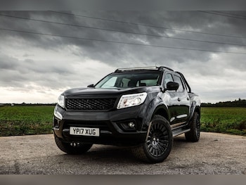 Used Nissan Navara 2017 for sale - 79603068: Photo