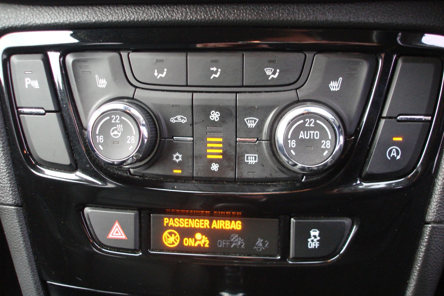 Used Vauxhall Mokka X 2019 for sale - 77589827: Photo 17