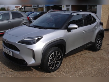 Used Toyota Yaris Cross 2023 for sale - 77962061: Photo