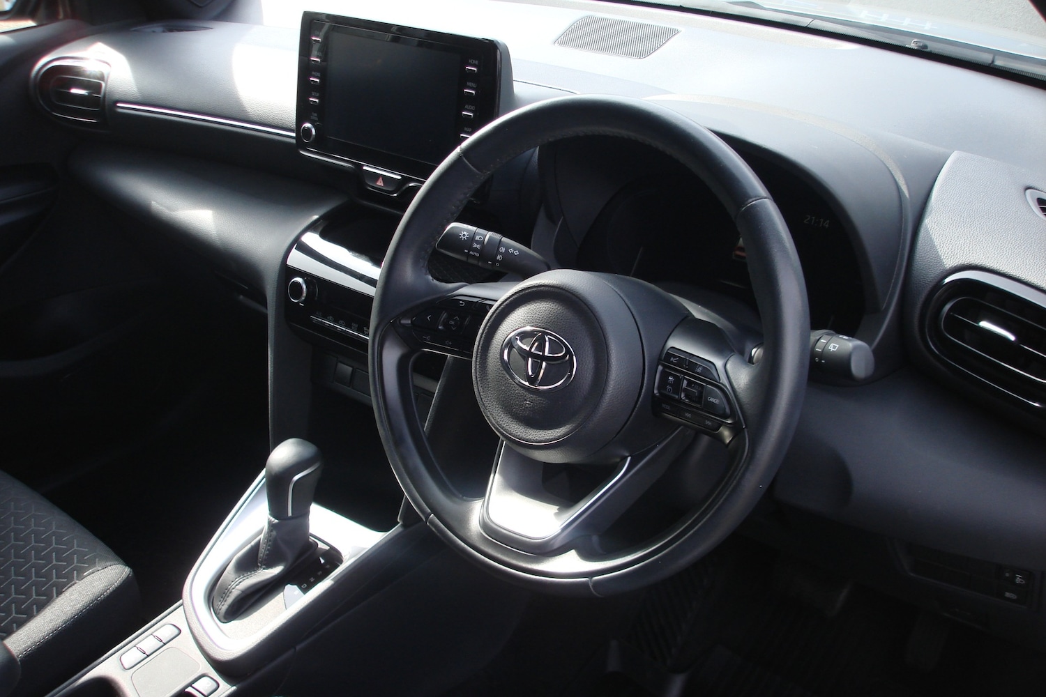 Used Toyota Yaris Cross 2023 for sale - 77962061: Photo 24