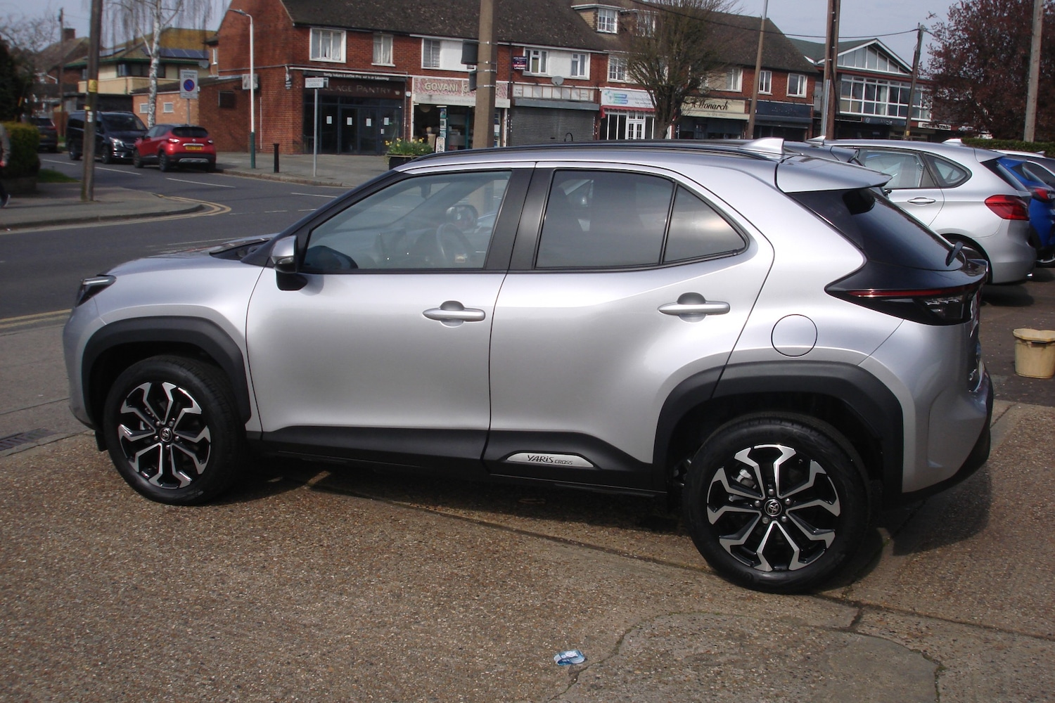 Used Toyota Yaris Cross 2023 for sale - 77962061: Photo 3