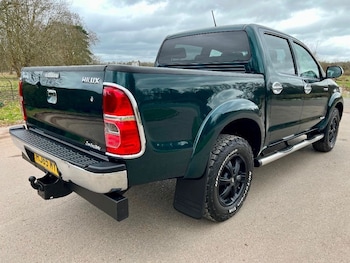 Used Toyota Hilux 2015 for sale - 79600839: Photo