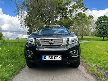 Used Nissan Navara 2016 for sale - 79600800: Photo