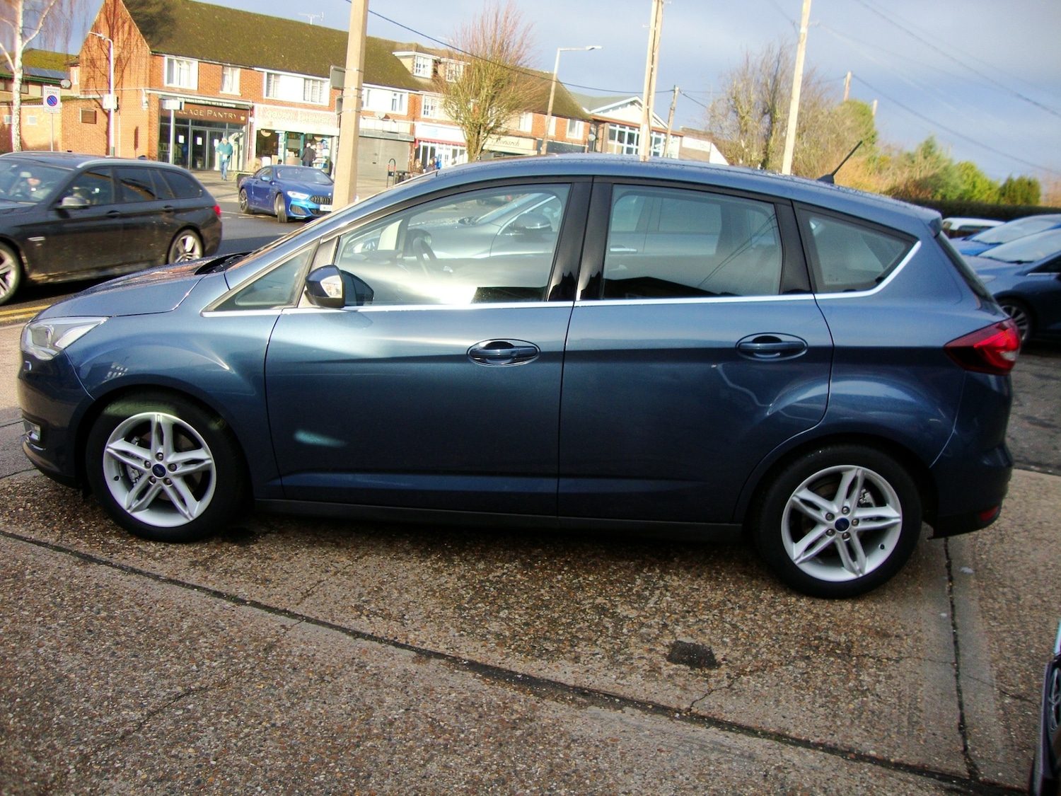 Used Ford C-Max 2019 for sale - 77035745: Photo 3