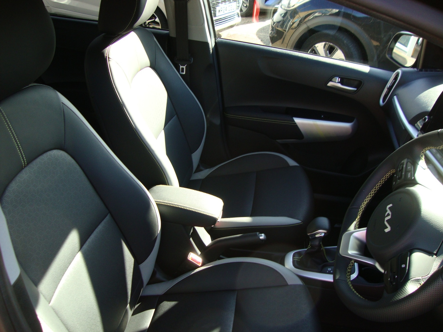 Used Kia Picanto 2022 for sale - 76364093: Photo 16