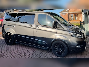 Used Ford Tourneo Custom 2019 for sale - 79600819: Photo