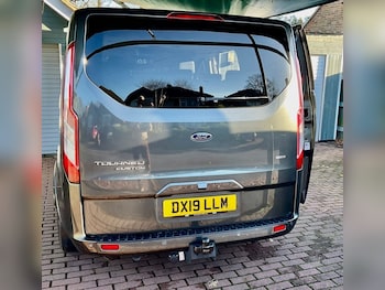 Used Ford Tourneo Custom 2019 for sale - 79600819: Photo