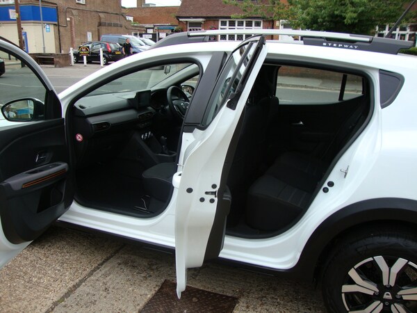 Used Dacia Sandero Stepway 2022 for sale - 75213485: Photo 16