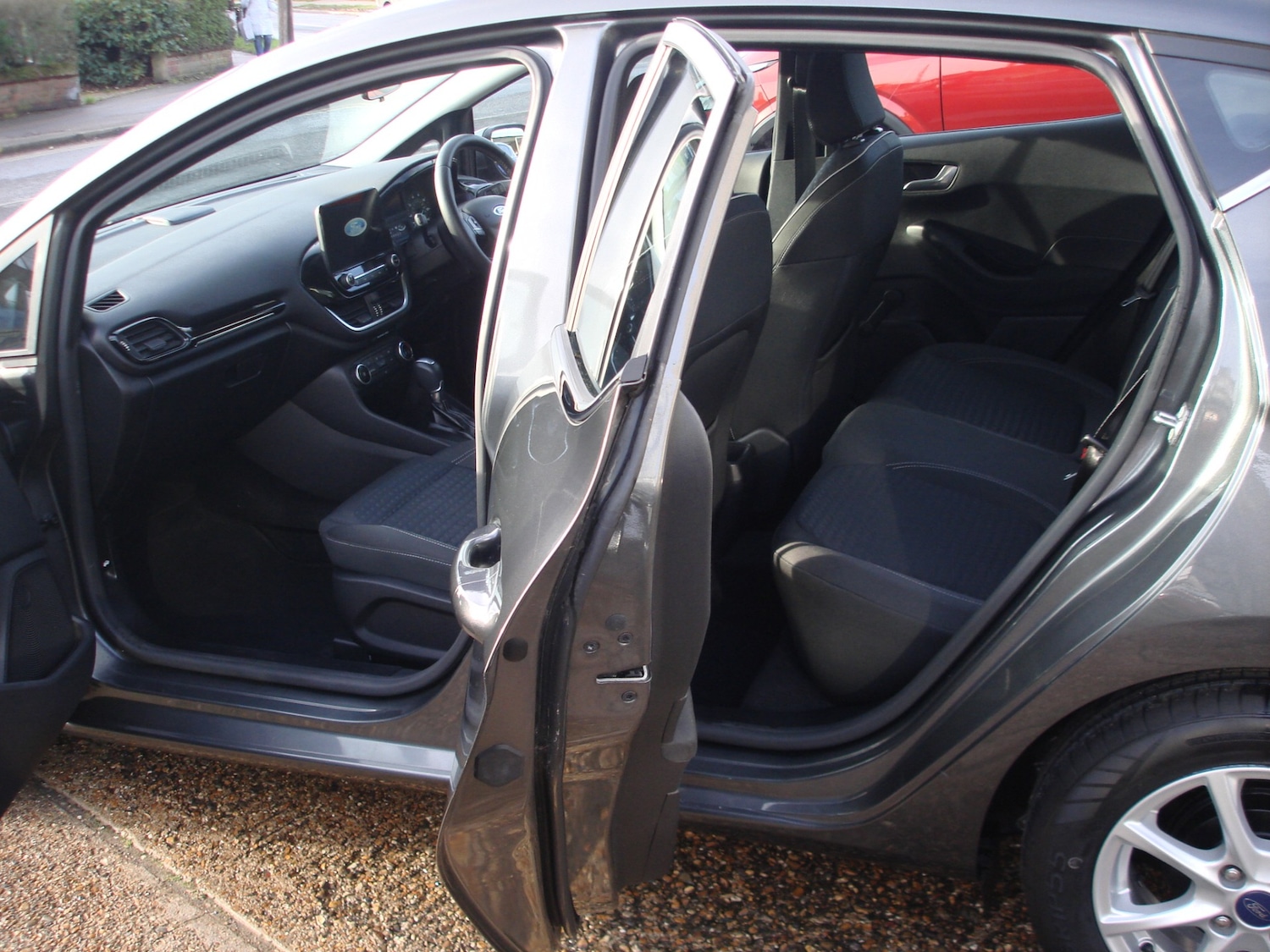 Used Ford Fiesta 2017 for sale - 77370200: Photo 9