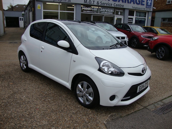 Used Toyota AYGO 2014 for sale - 76157756: Photo 9