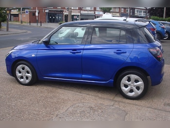 Used Suzuki Swift 2024 for sale - 79164854: Photo