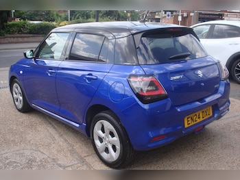 Used Suzuki Swift 2024 for sale - 79164854: Photo