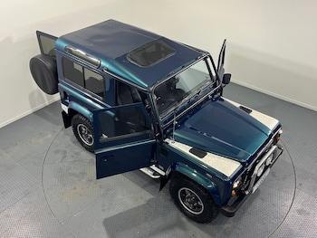 Used Land Rover Defender 90 1998 for sale - 79301246: Photo