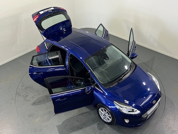 Used Ford Fiesta 2018 for sale - 79433987: Photo