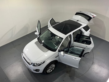 Used Land Rover Discovery Sport 2017 for sale - 79301284: Photo