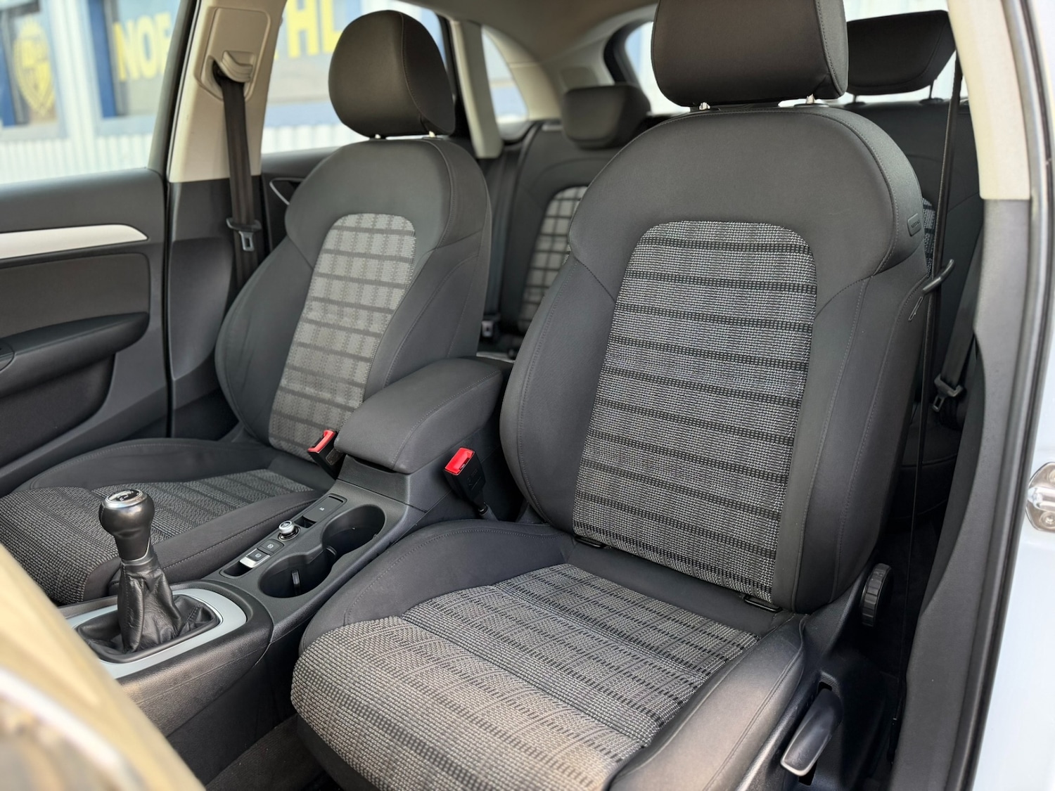 Used Audi Q3 2016 for sale - 76918912: Photo 24