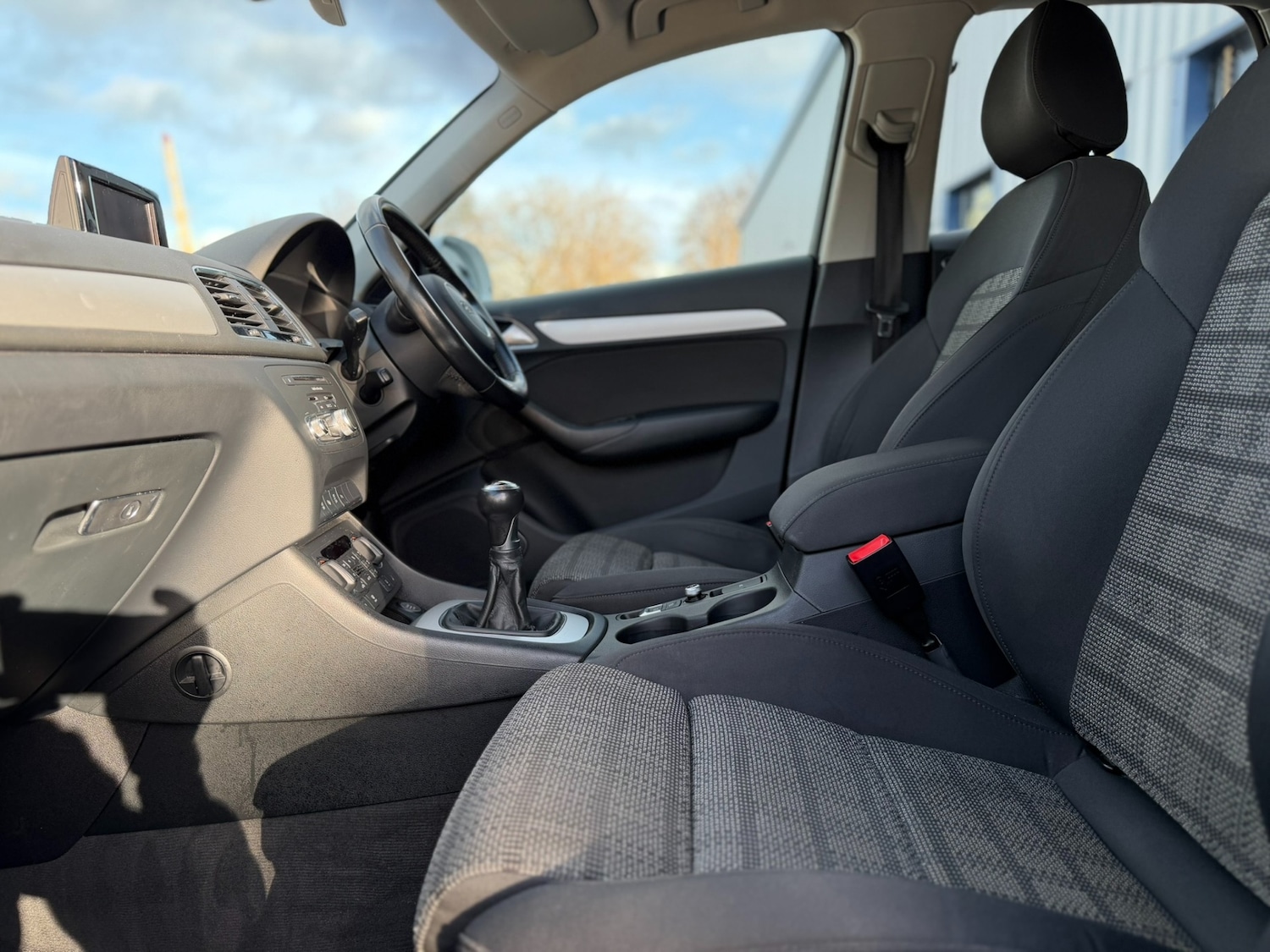 Used Audi Q3 2016 for sale - 76918912: Photo 25