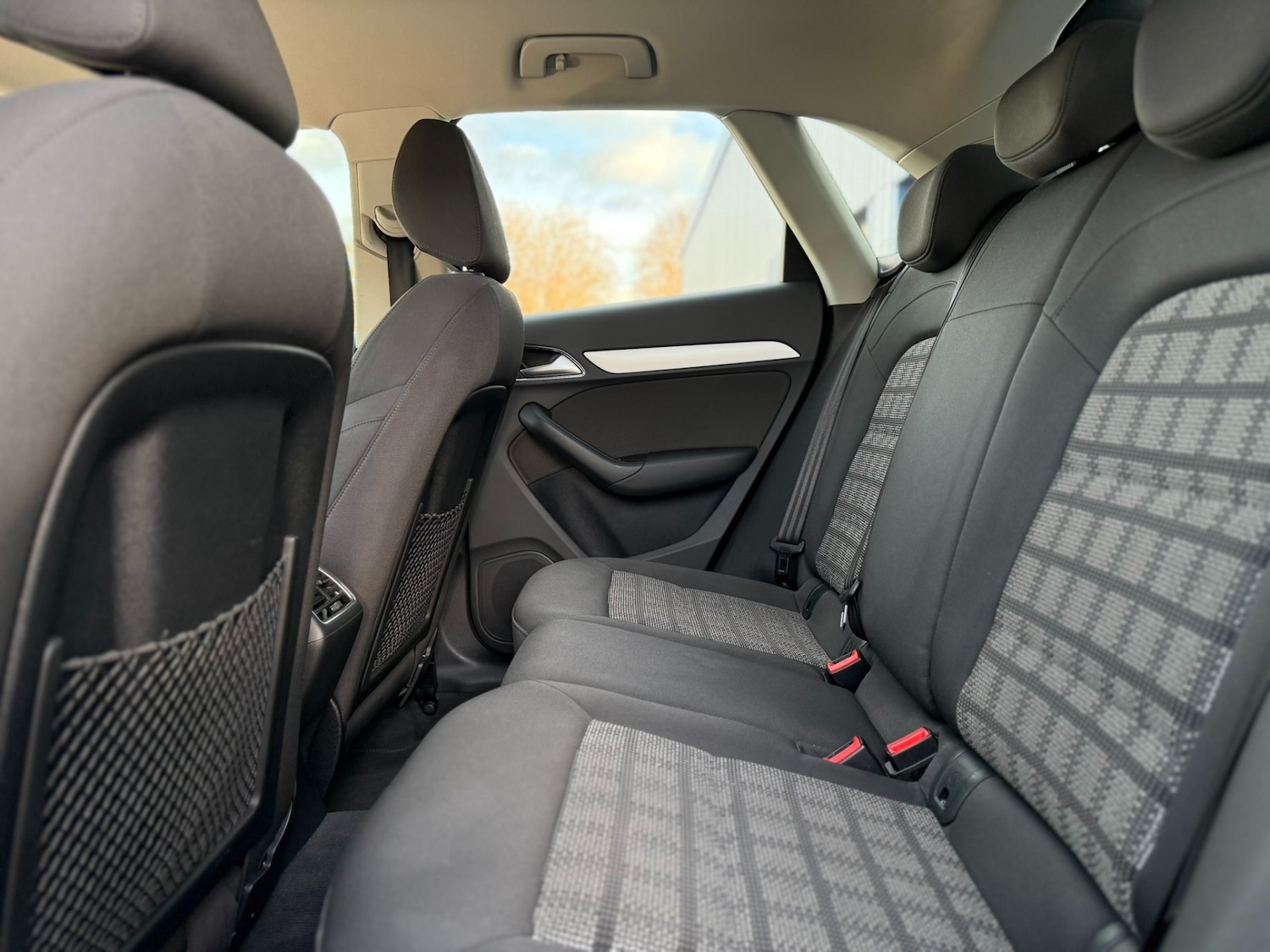 Used Audi Q3 2016 for sale - 76918912: Photo 27