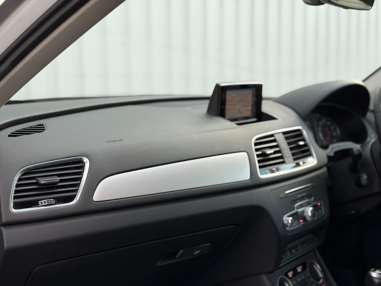 Used Audi Q3 2016 for sale - 76918912: Photo 39