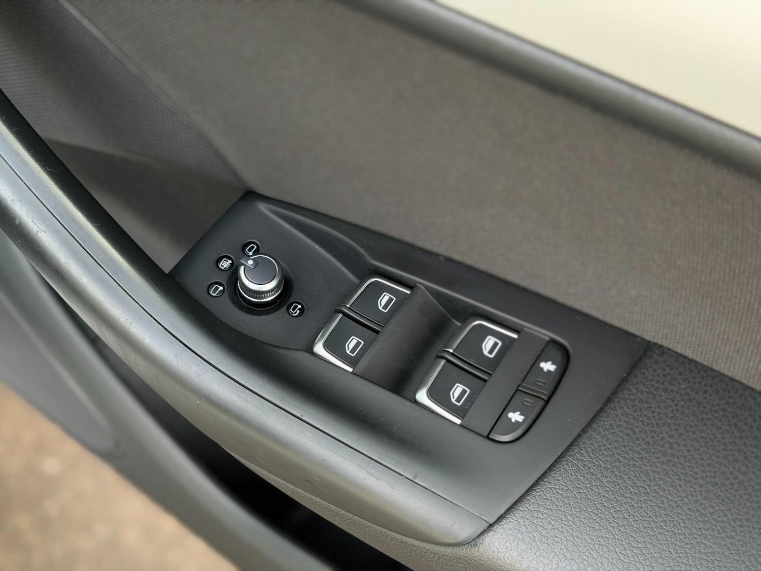 Used Audi Q3 2016 for sale - 76918912: Photo 41