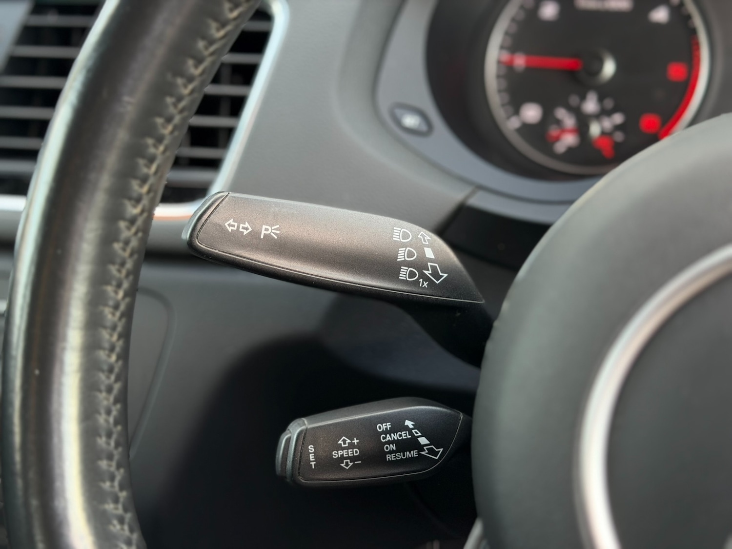 Used Audi Q3 2016 for sale - 76918912: Photo 47