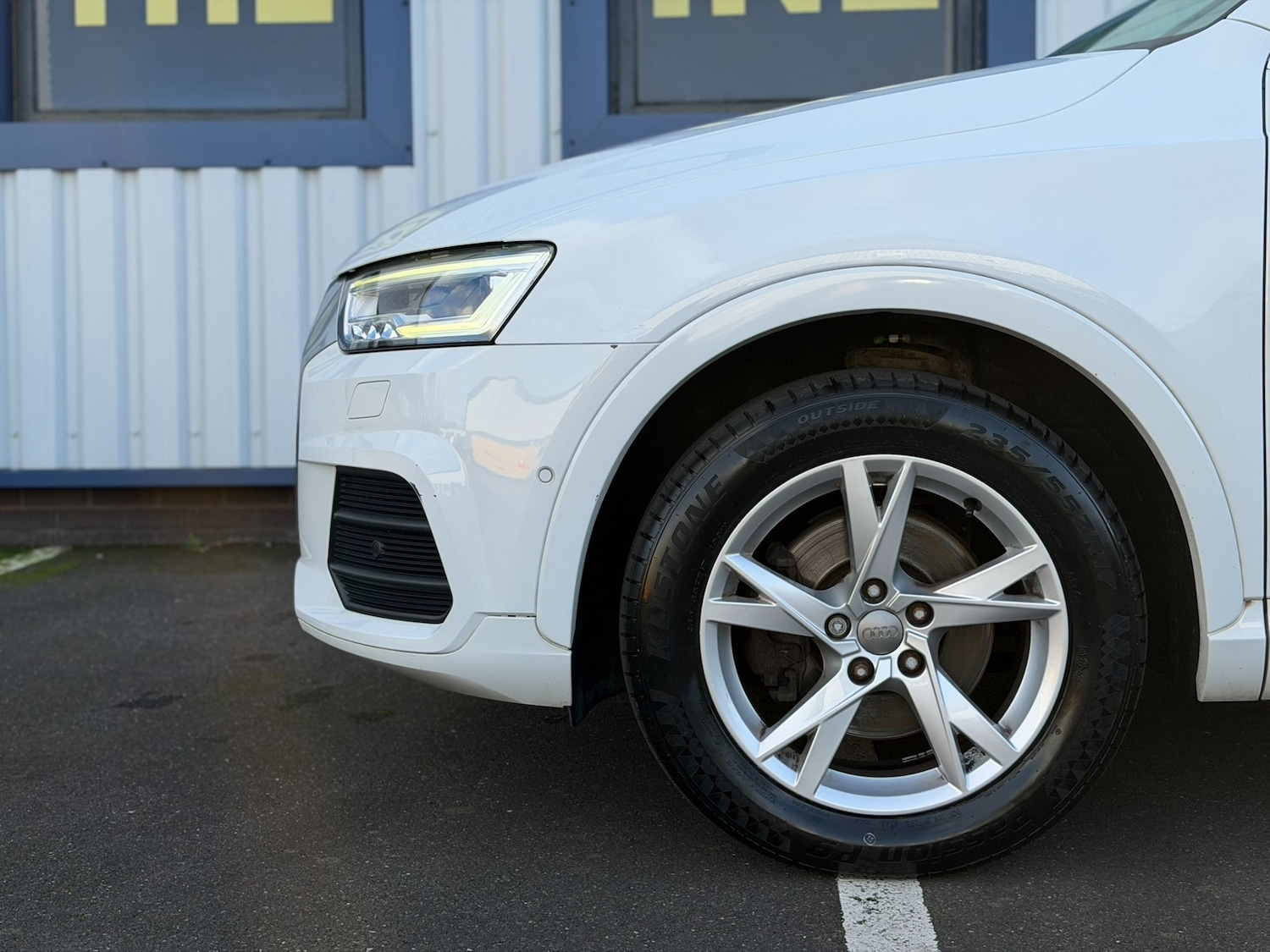 Used Audi Q3 2016 for sale - 76918912: Photo 6