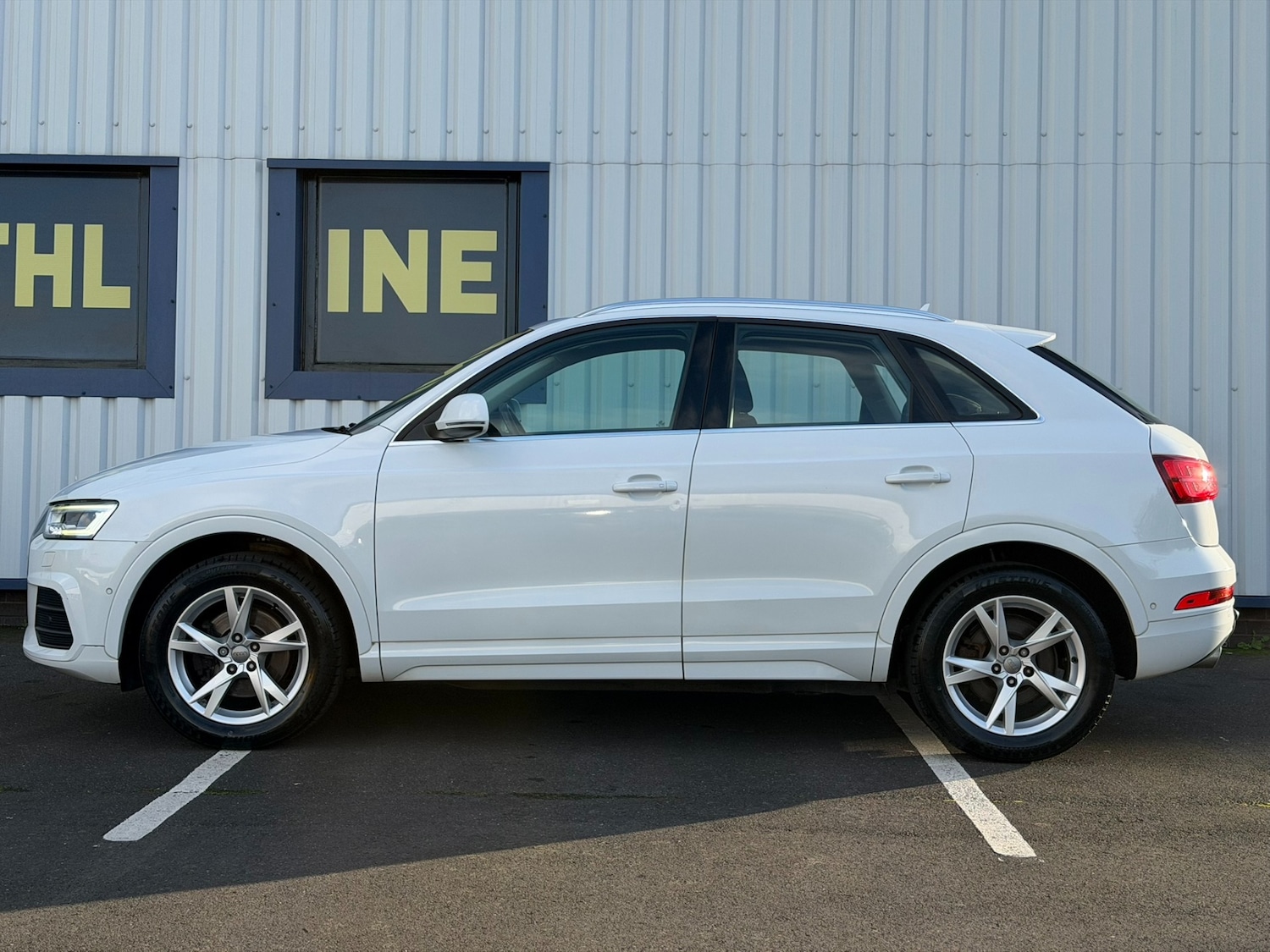 Used Audi Q3 2016 for sale - 76918912: Photo 7
