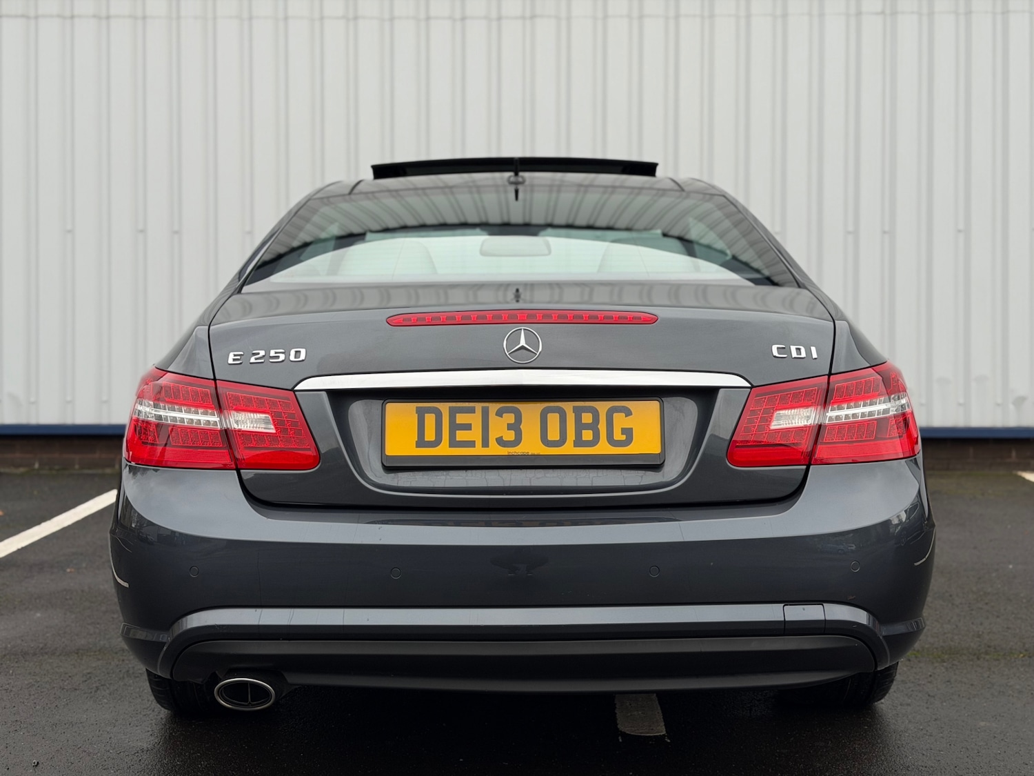 Used Mercedes-Benz E Class 2013 for sale - 76663710: Photo 11