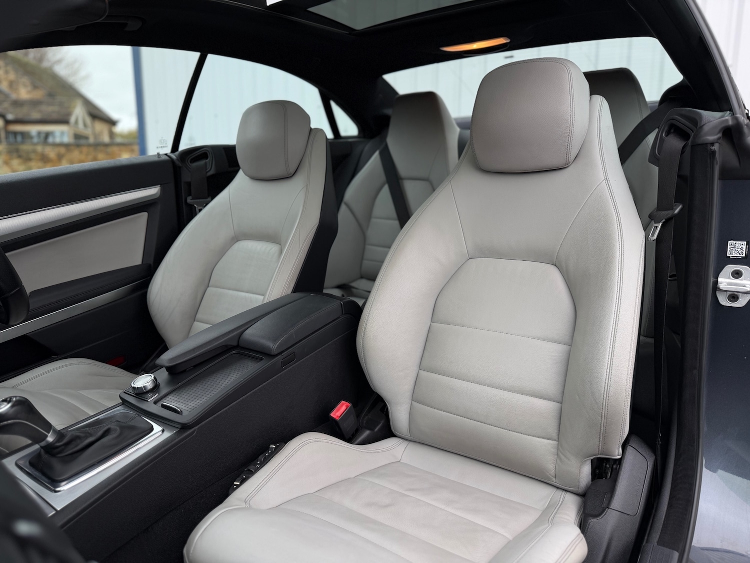 Used Mercedes-Benz E Class 2013 for sale - 76663710: Photo 22