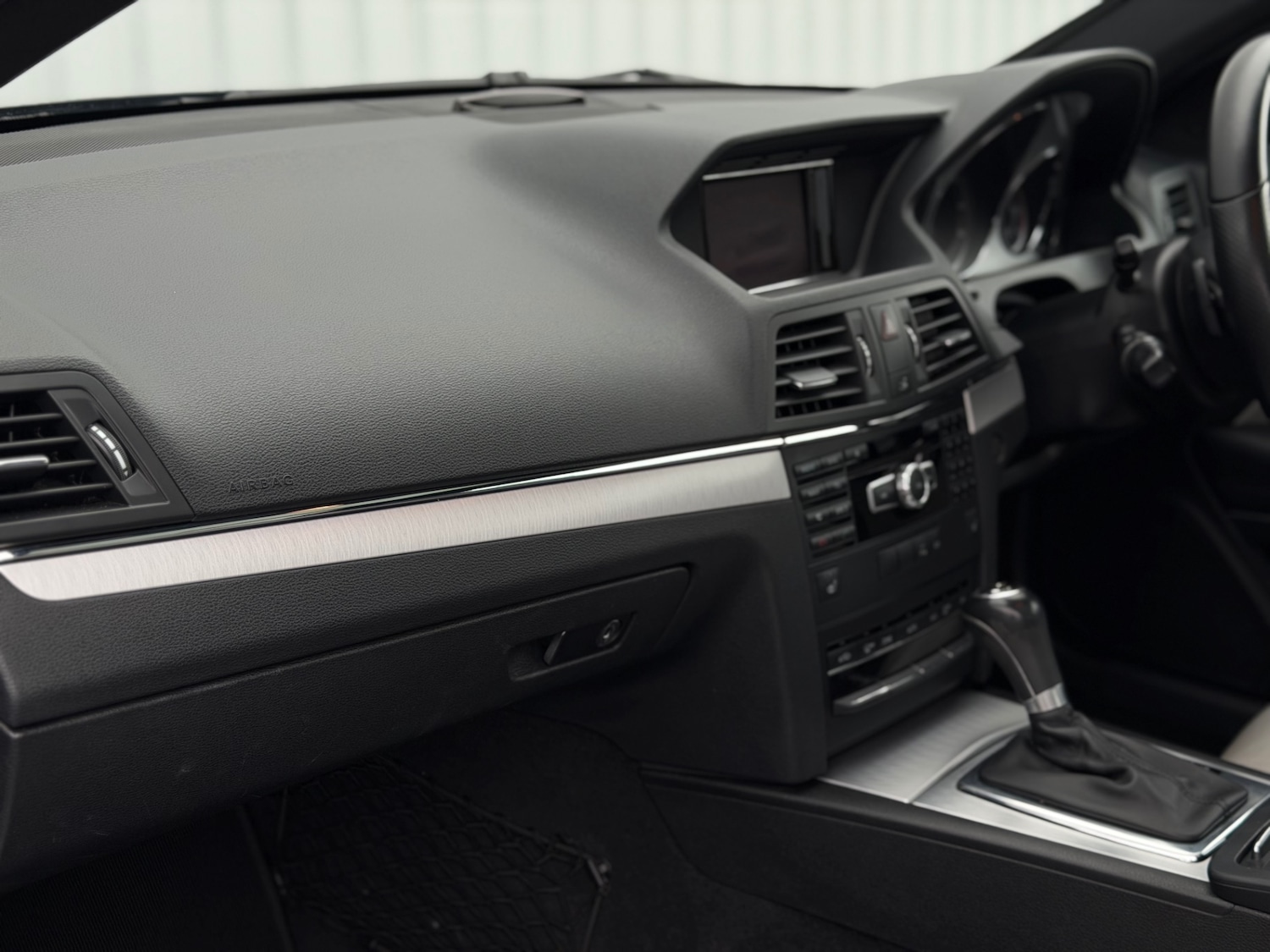 Used Mercedes-Benz E Class 2013 for sale - 76663710: Photo 40