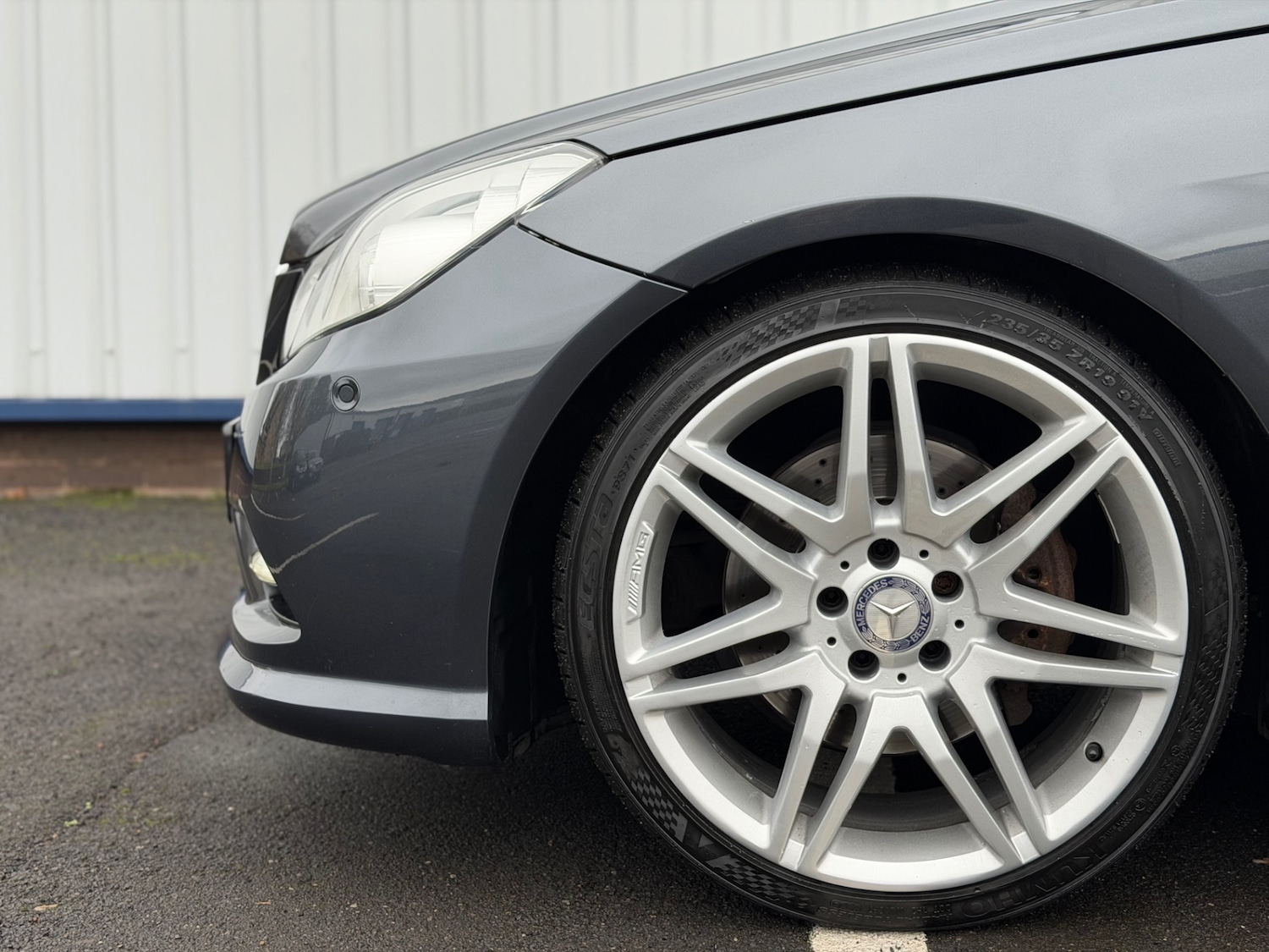 Used Mercedes-Benz E Class 2013 for sale - 76663710: Photo 6